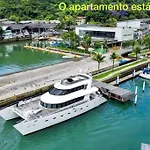 Moderno Apartamento Cercado Pela Natureza E O Mar!